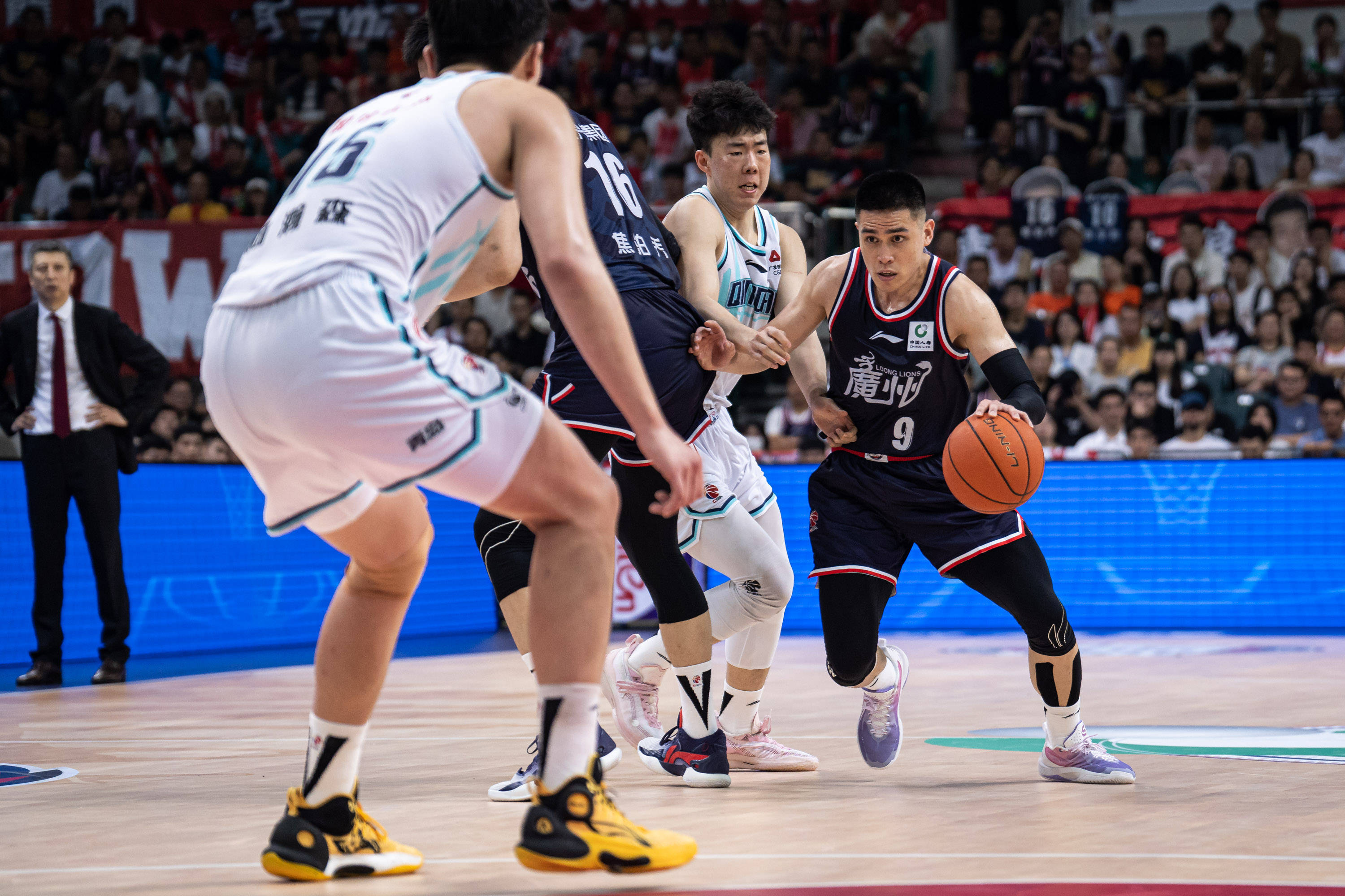 法布雷加斯 法布雷加斯