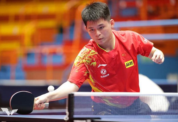 网前防守的 网前防守的